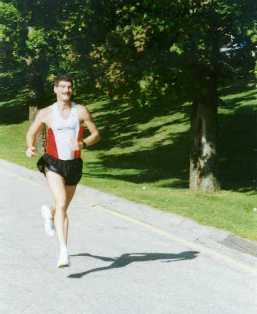 Jeff Falberg completing the 10 mile race in 1997